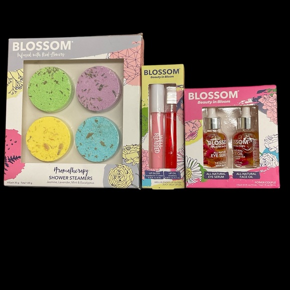 Blossom Bundle: aromatherapy steamers, Lip Gloss, & Eye Serum and Face Oil NWT - Picture 7 of 7